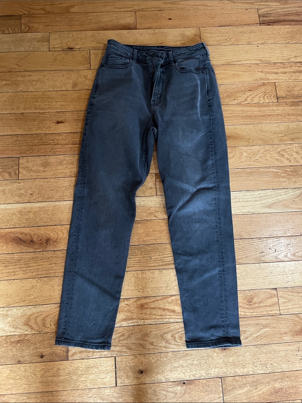 Women’s  Jeans - Classic Straight Fit